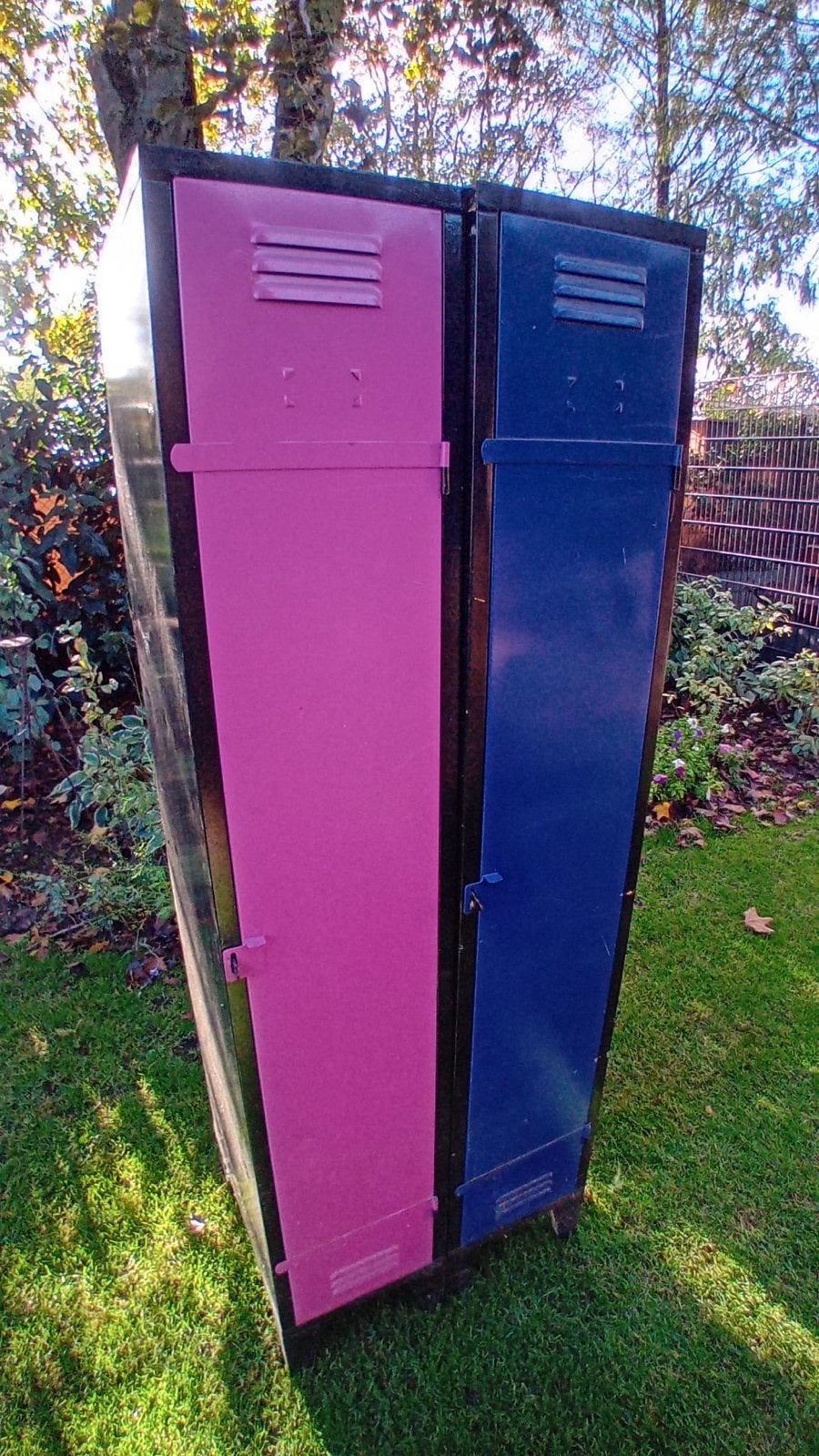 Vintage metalen lockers - roze en blauw, Ophalen, Gebruikt