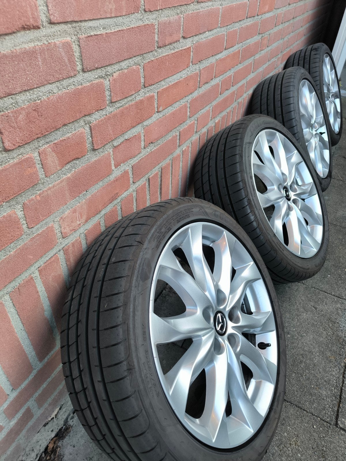 originele Mazda 18 inch felgen met Goodyear Eagle F1 banden, Ophalen, 18 inch, 215 mm, Band(en)