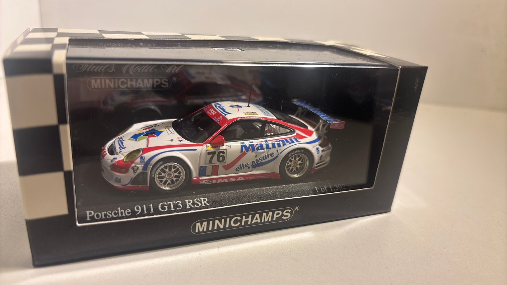 Porsche 911 gt3 rsr 24h le mans 2007 minichamps 1.43