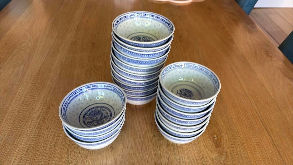 Chinees rijstkorrel servies kommetjes, Antiek en Kunst, Ophalen