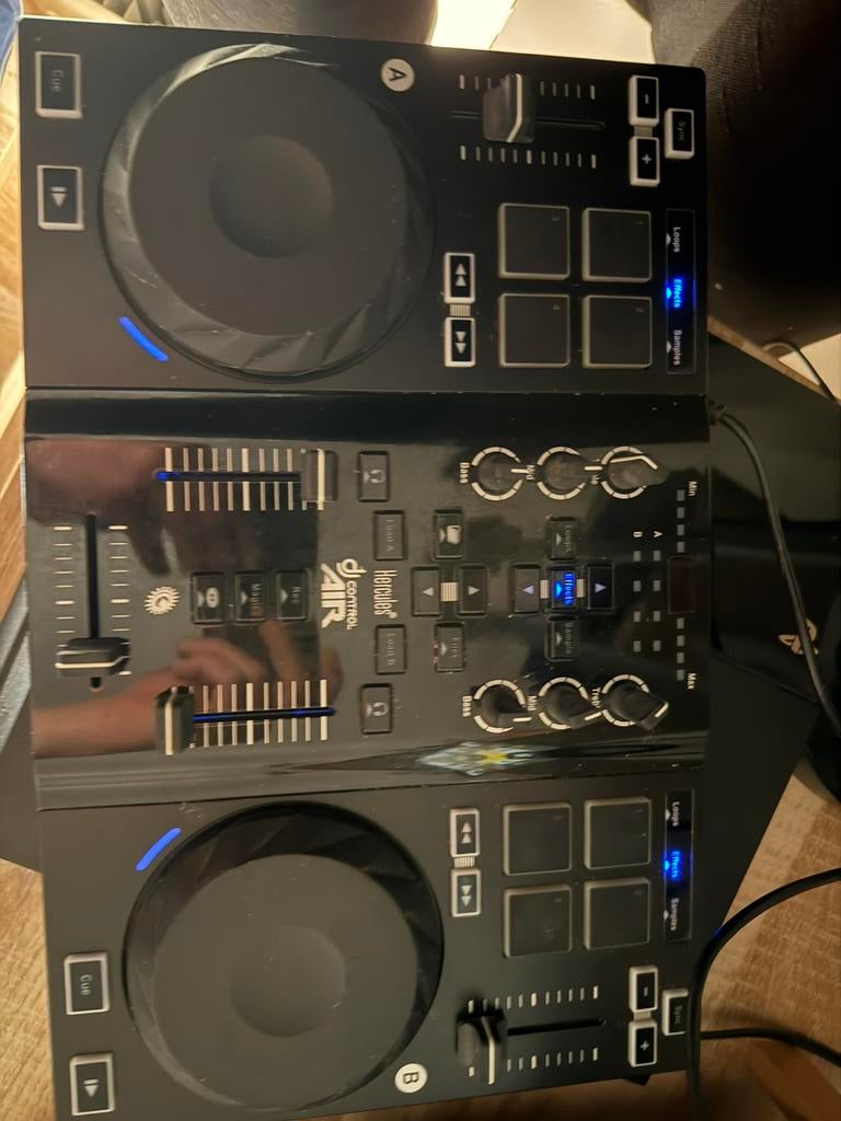 Hercules DJControl Air (2-deck DJ controller), Muziek en Instrumenten, Dj-sets en Draaitafels, Ophalen, Zo goed als nieuw, Pioneer