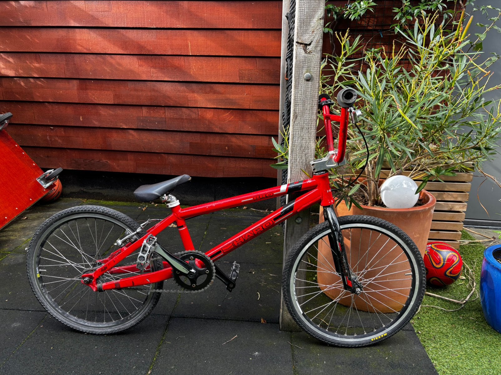 Mooie, rode Haro BMX 20 inch (junior), Fietsen en Brommers, Ophalen, Gebruikt, Aluminium