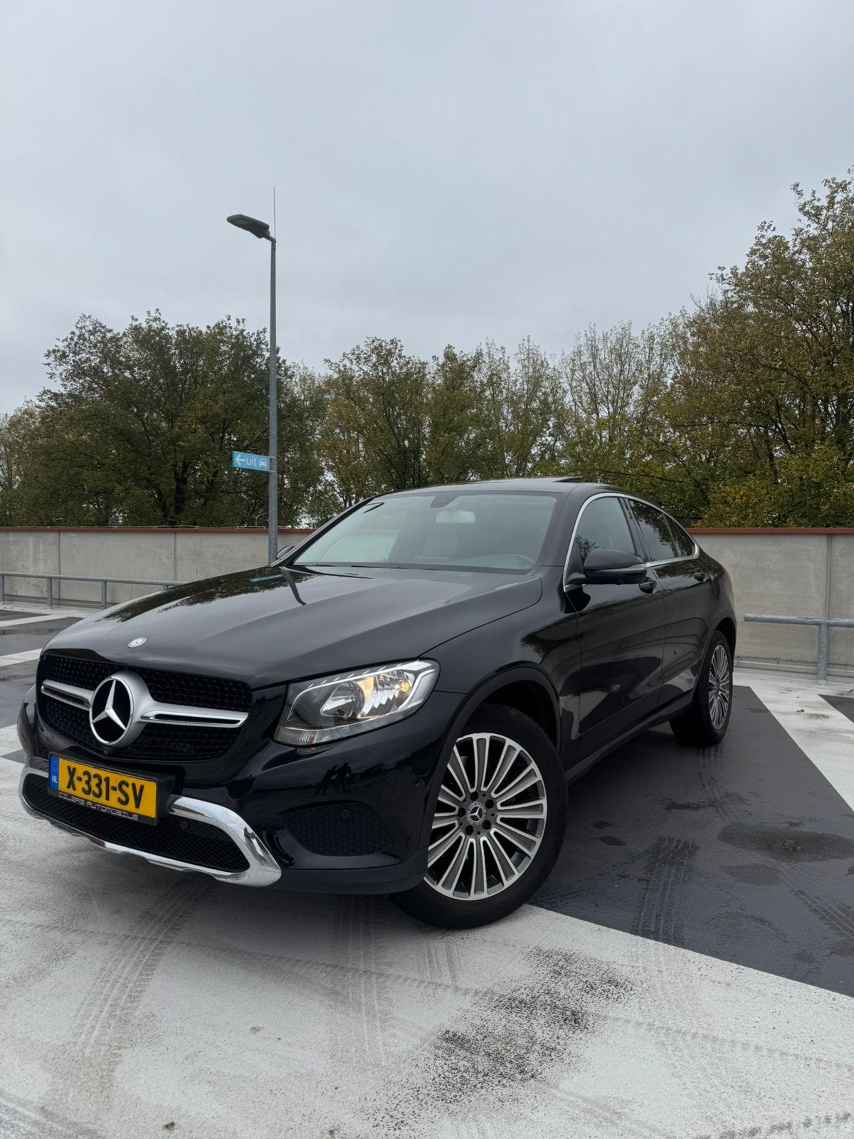 Mercedes-Benz GLC Coupé 250 211pk 4MATIC 9G-TRONIC 2017, Automaat, 4 cilinders, Zwart, 14 km/l