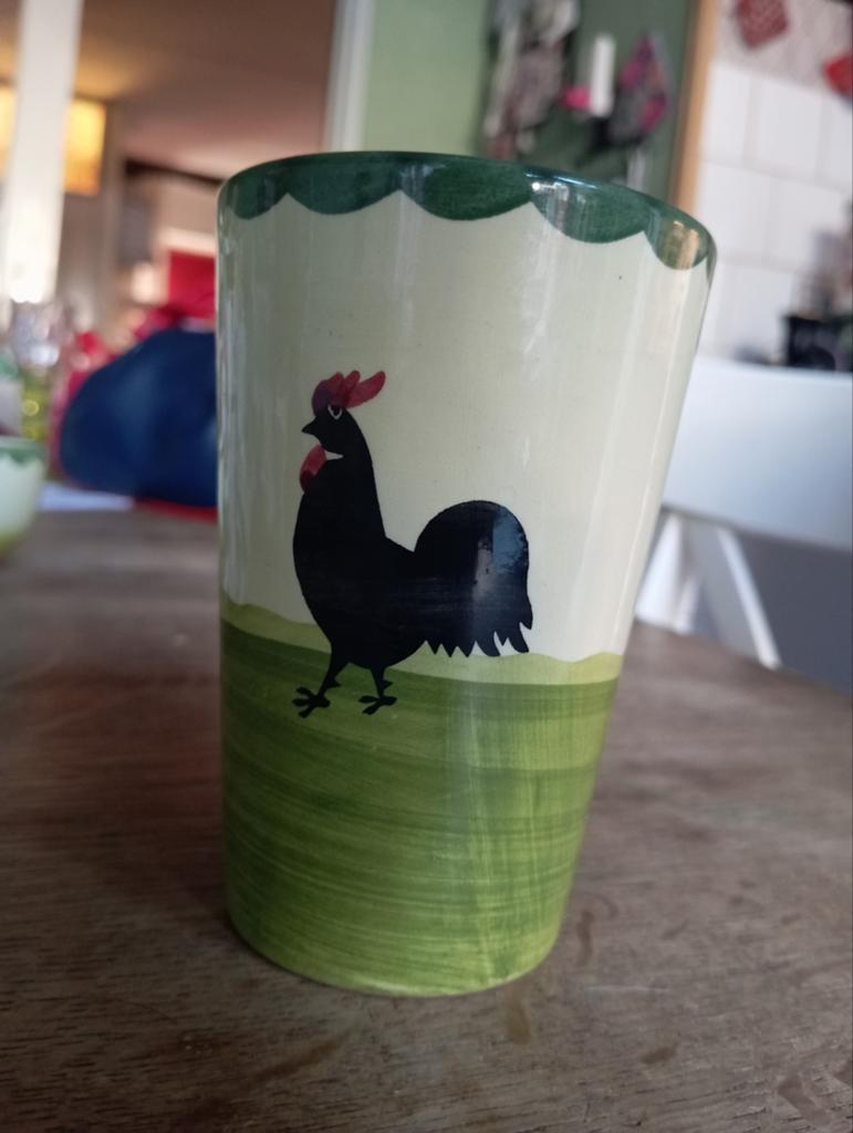 Zeller beker met kip en haan decoratie, Huis en Inrichting, Keuken | Servies, Gebruikt, Keramiek, Overige typen, Ophalen of Verzenden