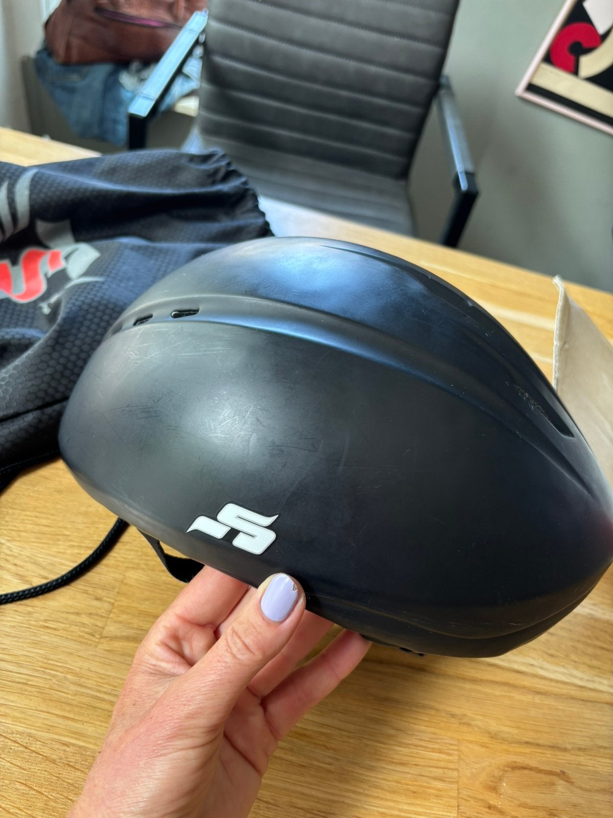 Short Track helm, Sport en Fitness, Schaatsen, Ophalen, Zo goed als nieuw, Overige typen, Overige merken