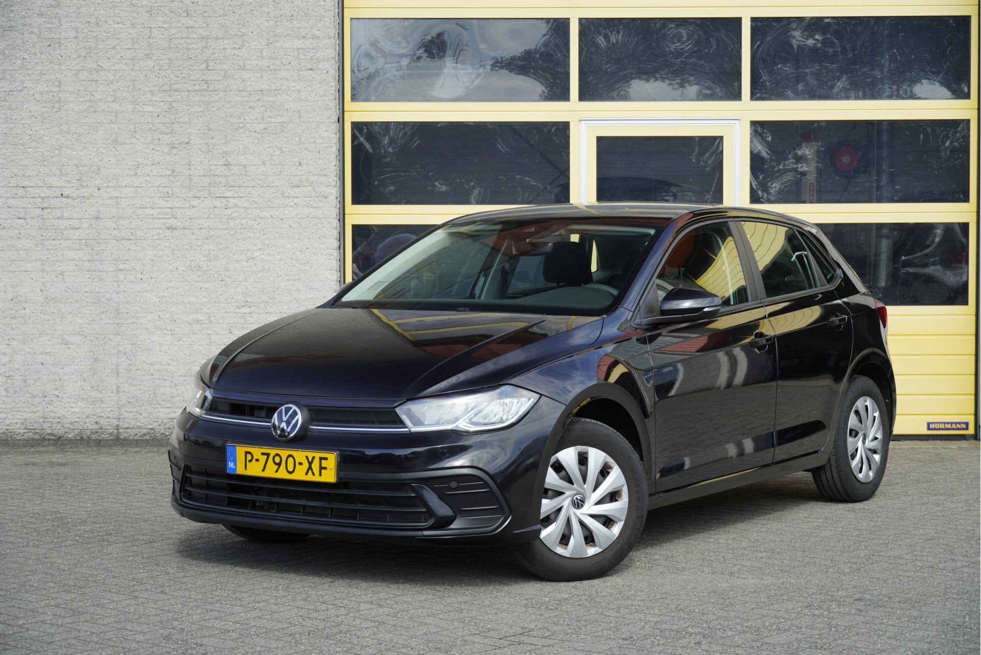 Volkswagen Polo 1.0 TSI 5drs BJ2022 Led V+A | App-Connect |, Auto's, Voorwielaandrijving, Dealer onderhouden, Stof, Gebruikt