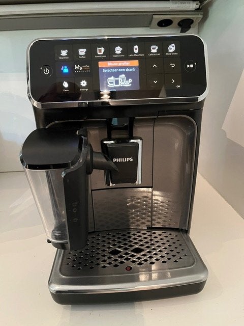 Philips LatteGo 4300 serie, Ophalen, Afneembaar waterreservoir, Espresso apparaat, Zo goed als nieuw