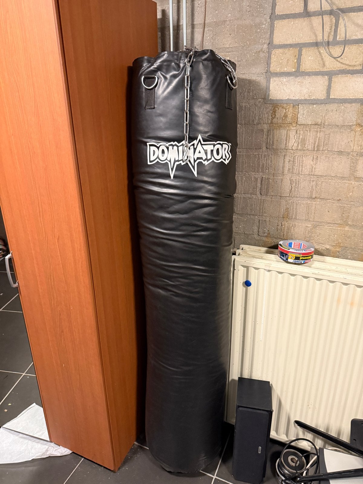 Bokszak Dominator met plafondbevestiging, Sport en Fitness, Boksen, Ophalen, Gebruikt, Bokszak