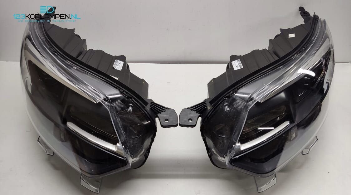 Opel Zafira D Vivaro 3 Xenon Koplamp links rechts, Gebruikt, -, -, Opel
