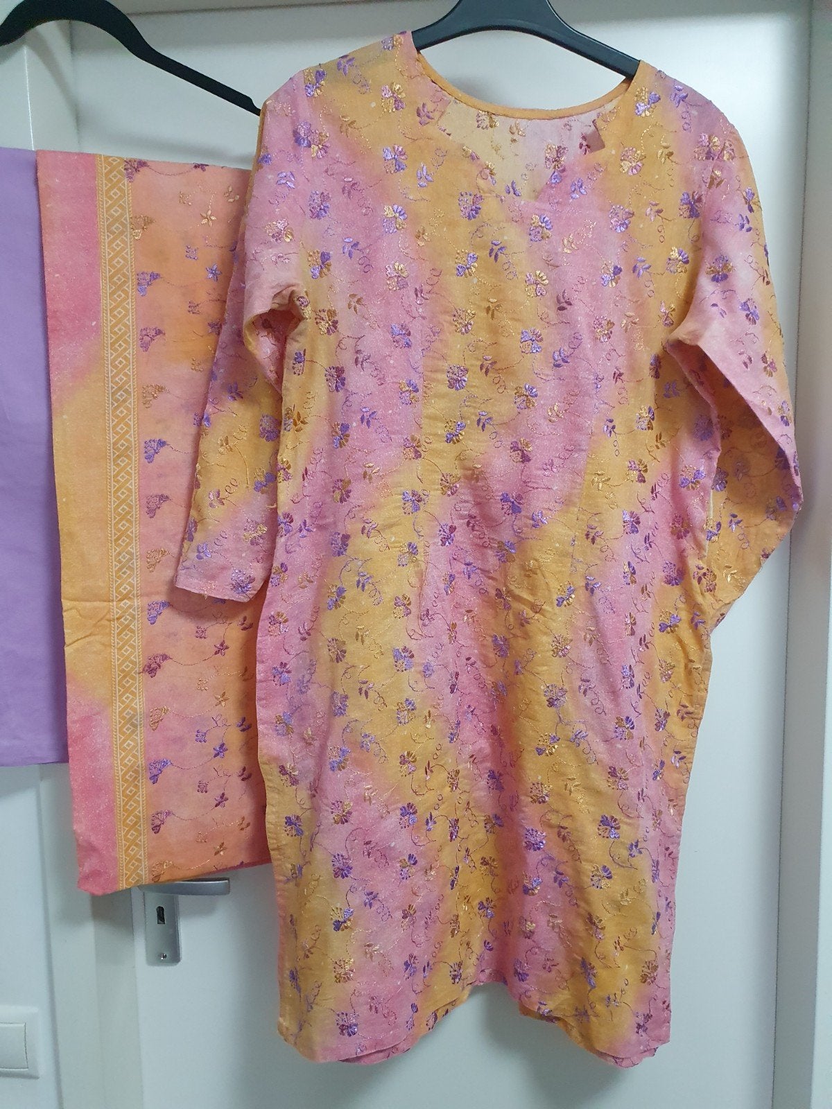 Prachtige Indiase jurk/pak kameez shalwar dupetta Maat XL, Kleding | Dames, Overige typen, Geel, Maat 46/48 (XL) of groter, Ophalen of Verzenden