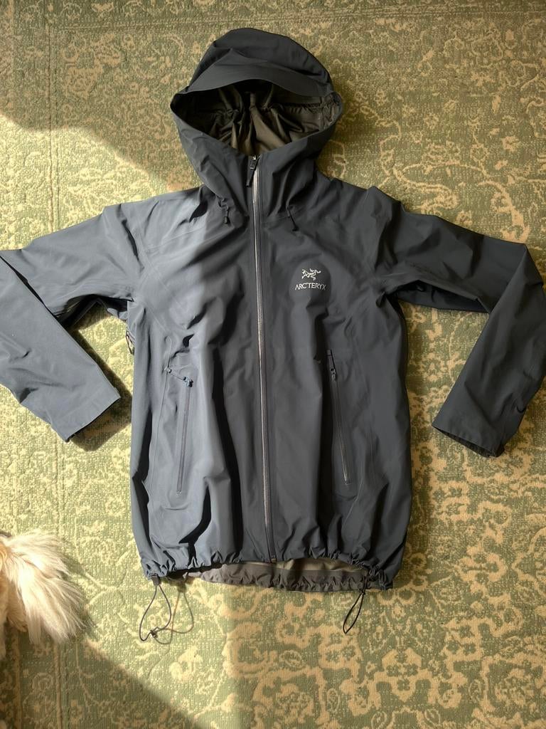 Arc’teryx Beta LT Zomerjas, Ophalen of Verzenden, Zo goed als nieuw, Maat 42/44 (L), Blauw