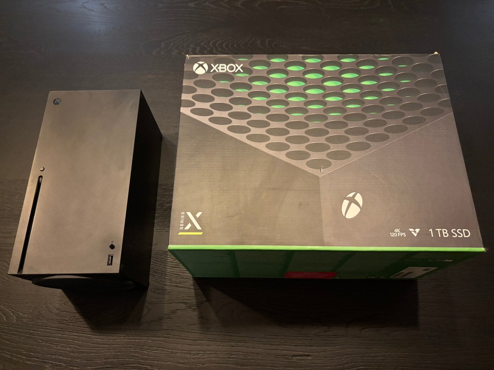 Xbox Series X 1 TB + Steelseries headset en 2 controllers