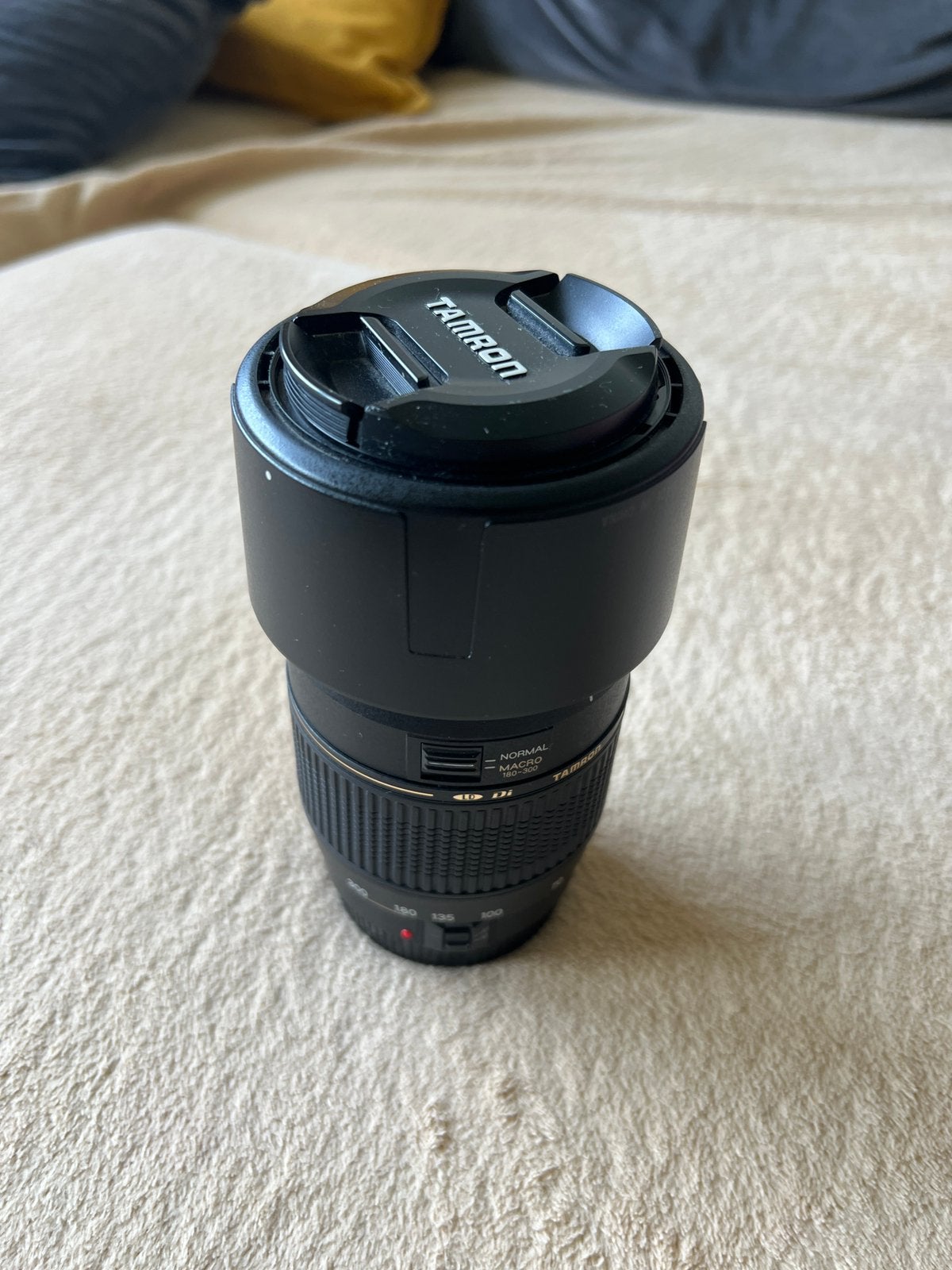 Tamron AF 70-300mm F/4-5.6 Tele-macro lens, Ophalen of Verzenden, Zo goed als nieuw, Telelens