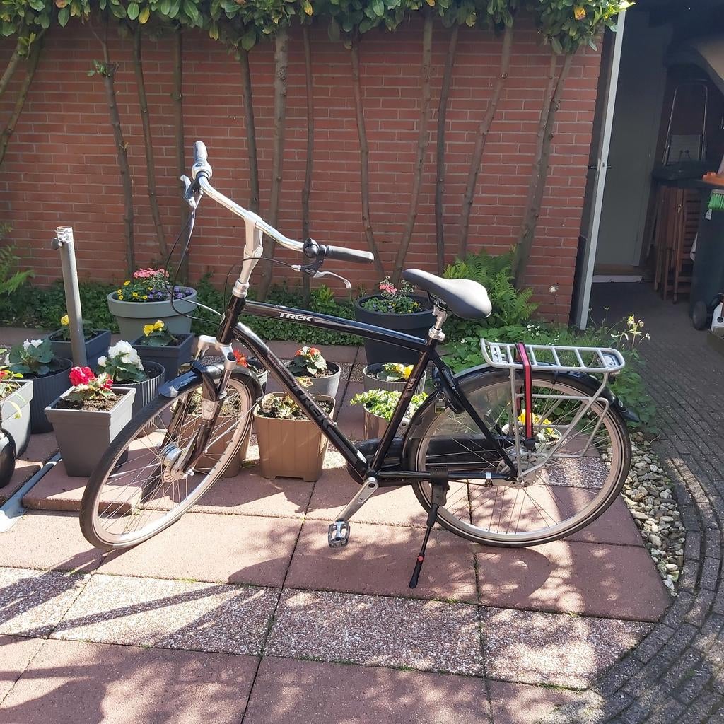 Heren fiets Trek Leisure L500, 28 inch, frame 56 cm, Gebruikt, Versnellingen, Schijfrem, 53 tot 57 cm