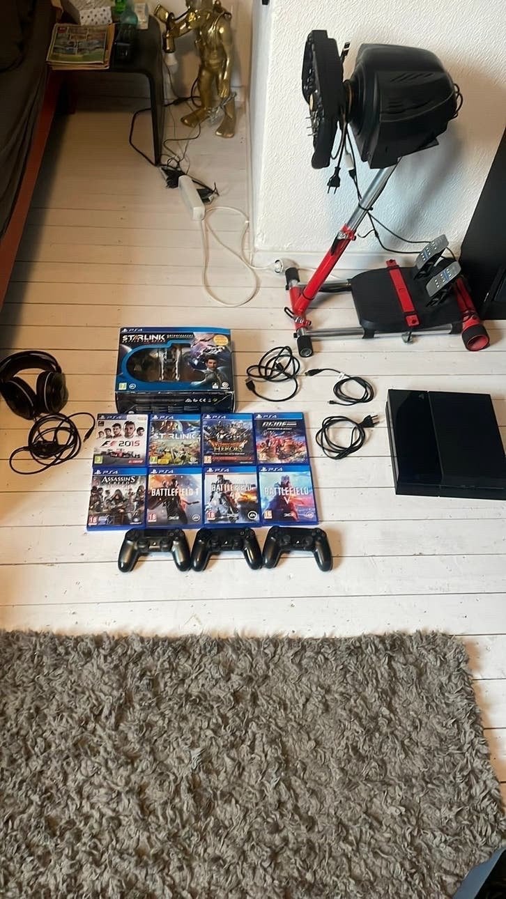 Leuke playstation 4 set 3 controlerd 7 games 1 headset, Ophalen of Verzenden, Zo goed als nieuw, Original, Met 3 controllers of meer