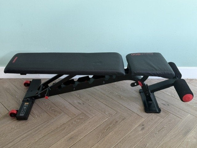 fitnessbank met gewichten, Ophalen, Zo goed als nieuw, Fitnessbank