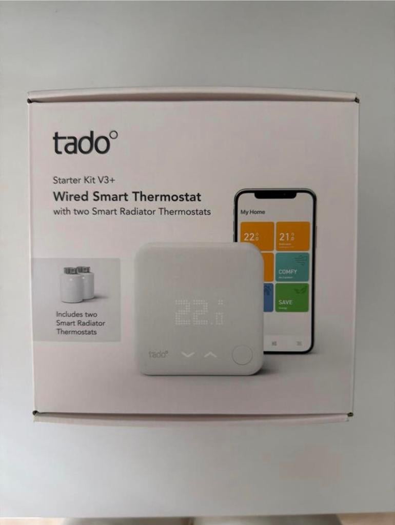 Tado v3+ starterkit met twee radiatorknoppen - zgan, Ophalen of Verzenden, Slimme thermostaat, Zo goed als nieuw
