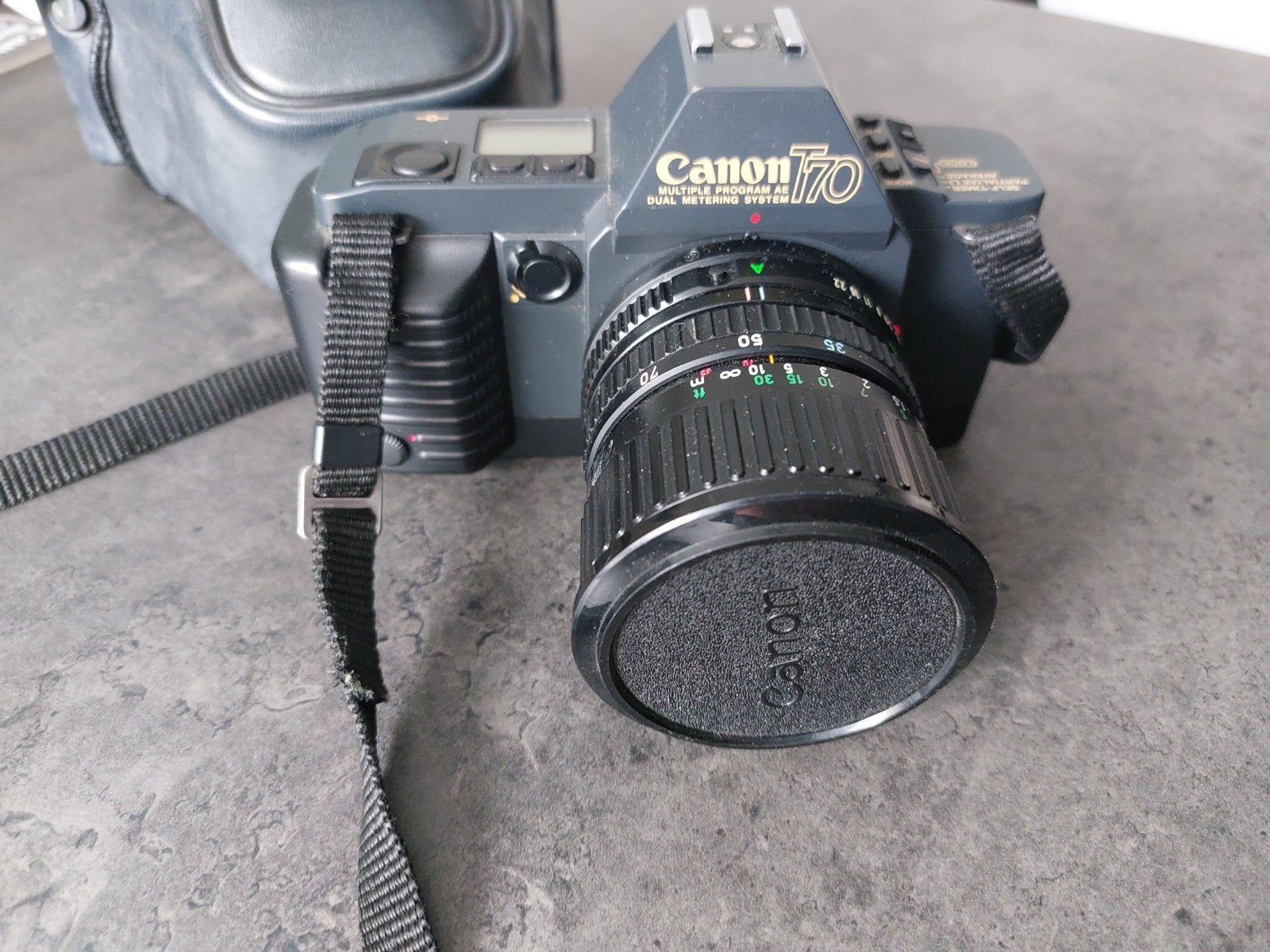 Canon T70 Camera met accessoires en tas, Audio, Tv en Foto, Ophalen, Spiegelreflex, Canon