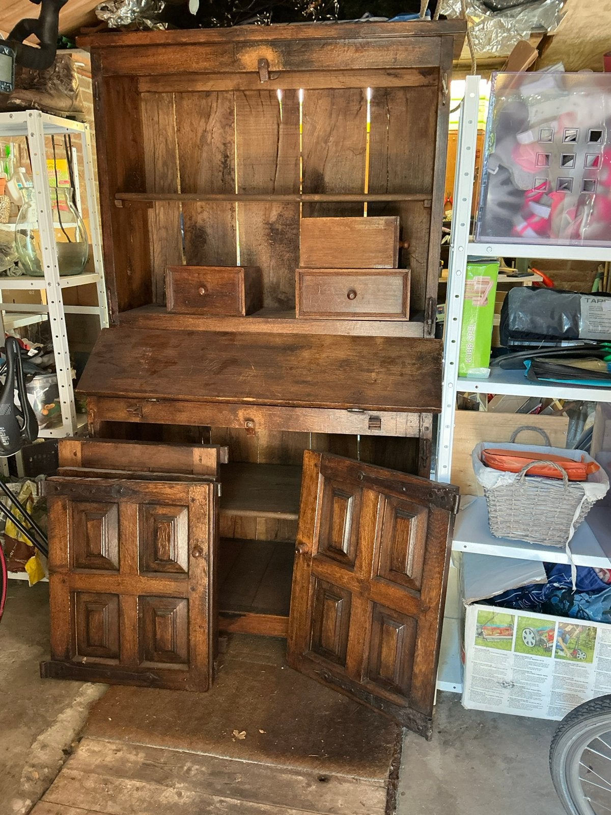 Antieke 17e eeuwse secretaire kast, Ophalen