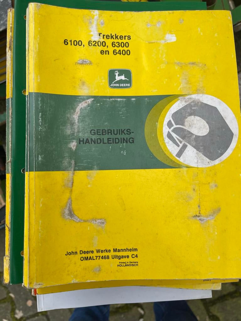 John Deere 6100/6200/6300/6400 Trekkers Gebruikshandleiding, Ophalen of Verzenden, Gelezen