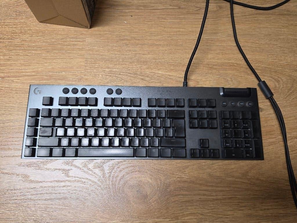 Logitech G815 Mechanical Keyboard Low Profile, Gebruikt, Logitech, Ophalen of Verzenden, Qwerty