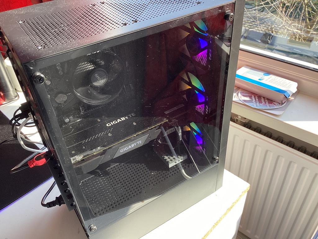 Gaming pc rtx 2060 super, Computers en Software, Desktop Pc's, Ophalen, Zo goed als nieuw, Gaming, 3 tot 4 Ghz