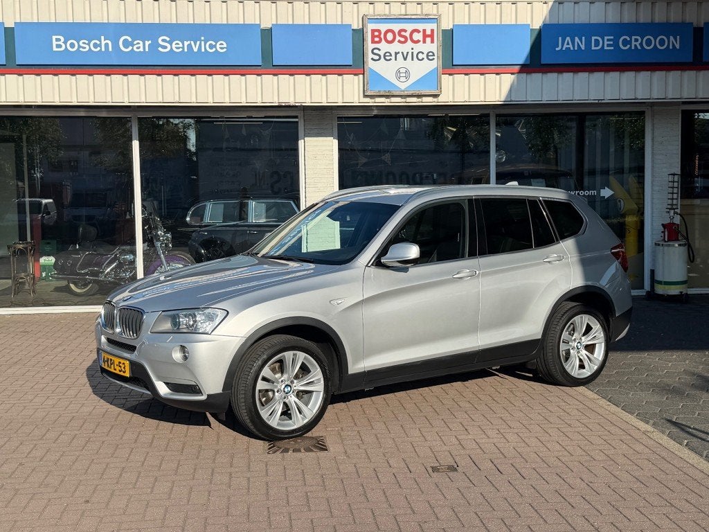 Bmw X3 2.0i XDRIVE HIGH EXE Automaat 4x4 NL-auto #FULLOPTION, Auto's, BMW, Euro 5, Gebruikt, 4 cilinders, Bedrijf