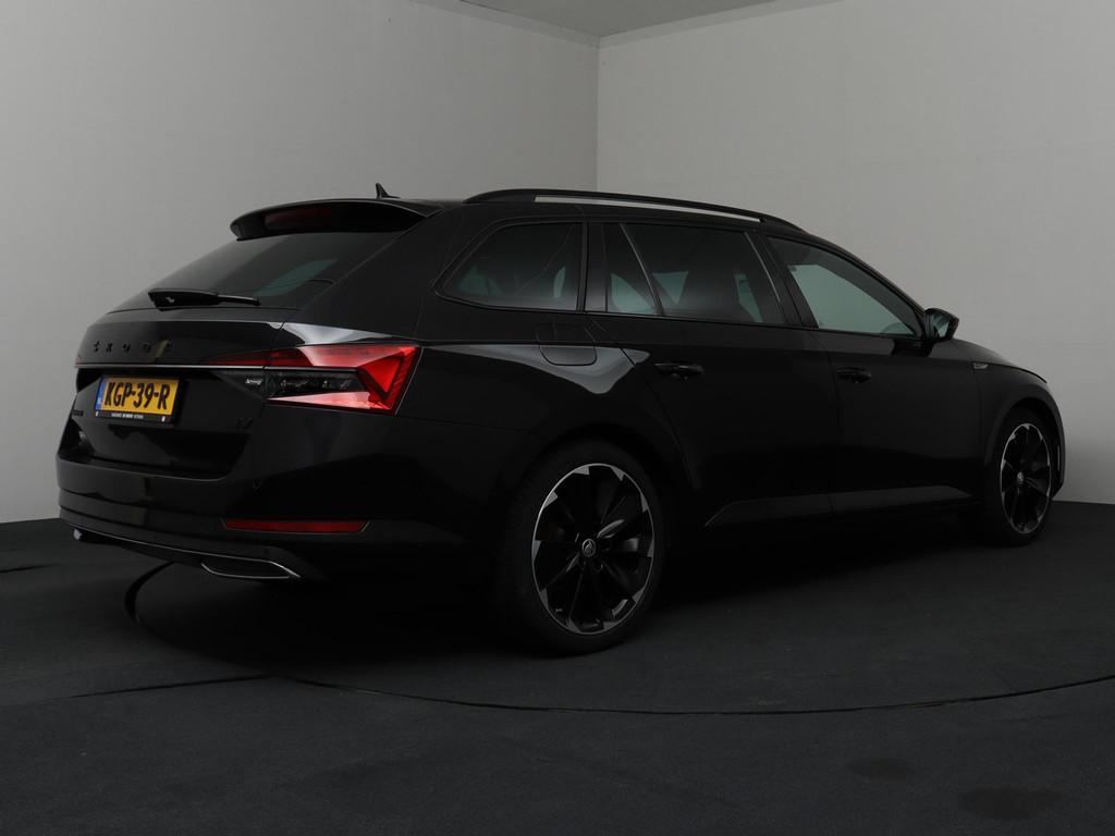 Skoda Superb Combi 1.4 TSI iV Sportline Business | ACC | Vir, Auto's, Skoda, Gebruikt, Euro 6, 4 cilinders, Zwart