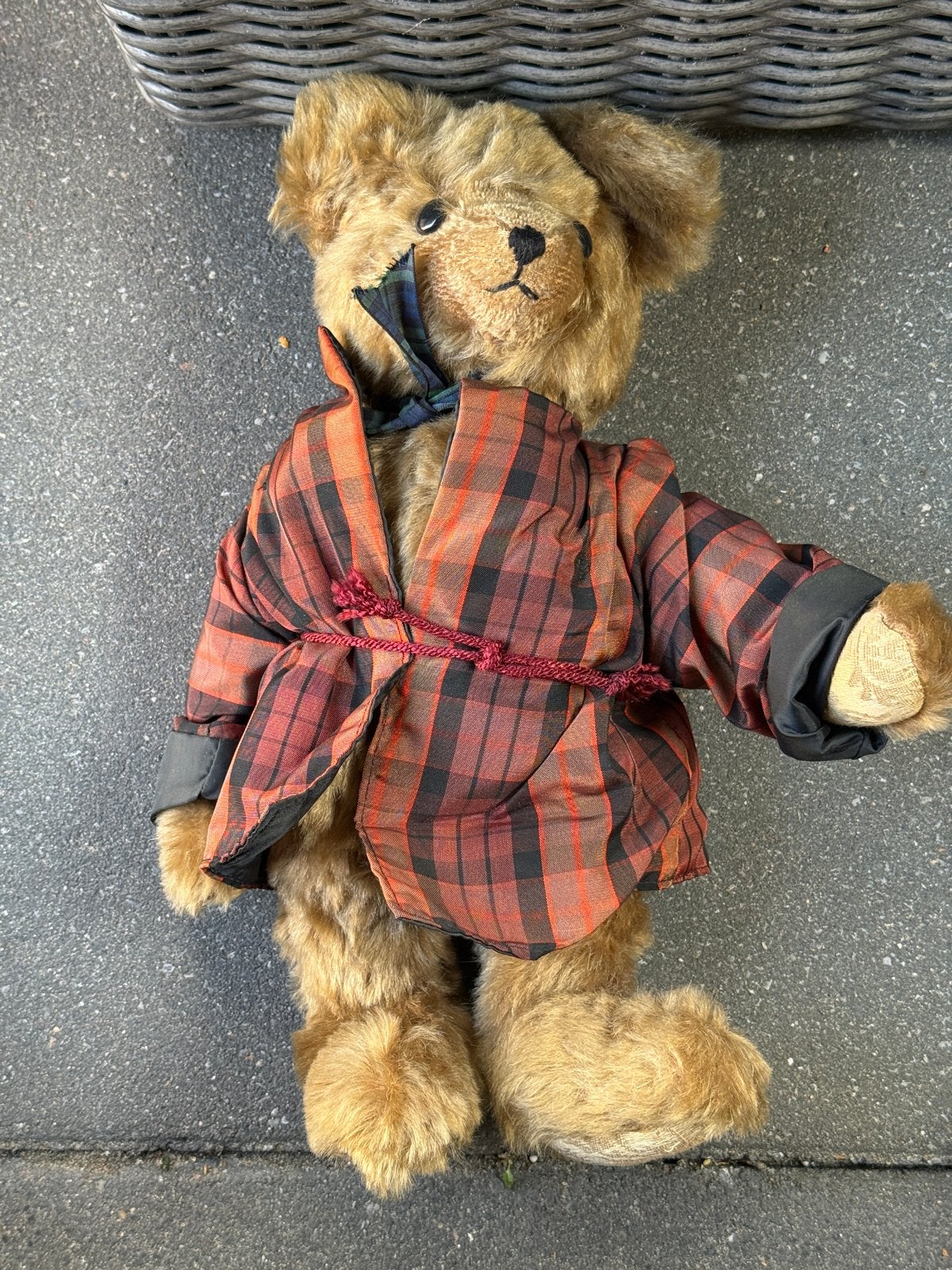Vintage Teddybeer met geruite jas - The Teddy Bear Company, Ophalen, Overige merken, Overige karakters, Beer