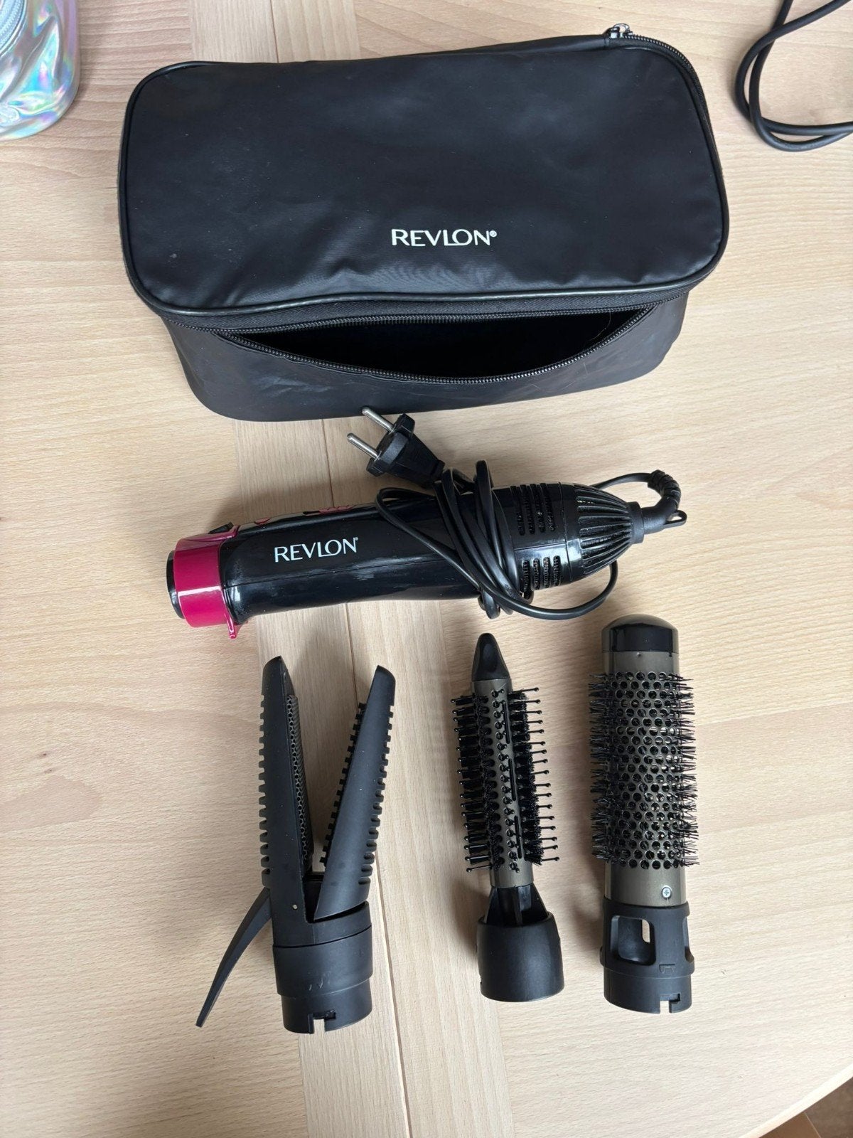 Revlon One-Step Föhnborstel en Styler met Opzetstukken, Ophalen of Verzenden, Gebruikt, Haarverzorging