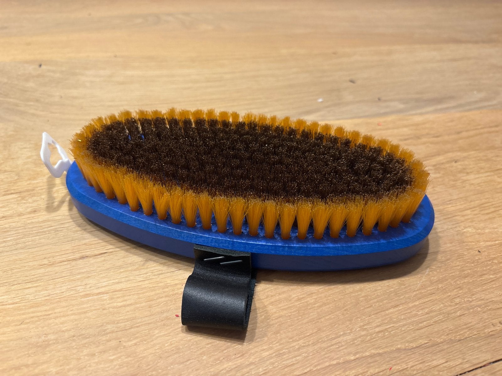 Holmenkol ovale bronzen borstel voor ski's en snowboards, Sport en Fitness, Overige merken, Overige typen, Nieuw, Ophalen of Verzenden