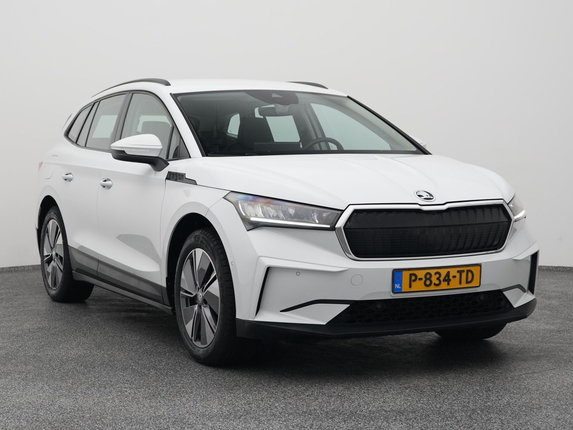 Skoda Enyaq iV 60 | CARPLAY | STOELVERWARMING, Automaat, 34 min, Achterwielaandrijving, Gebruikt