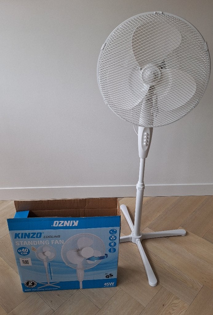 Kinzo staande ventilator, Ophalen of Verzenden, Zo goed als nieuw, Statiefventilator