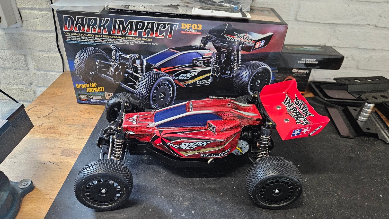 Tamiya Dark Impact DF-03 RC Buggy - Zo goed als nieuw, Hobby en Vrije tijd, Modelbouw | Radiografisch | Auto's, Elektro, Auto offroad