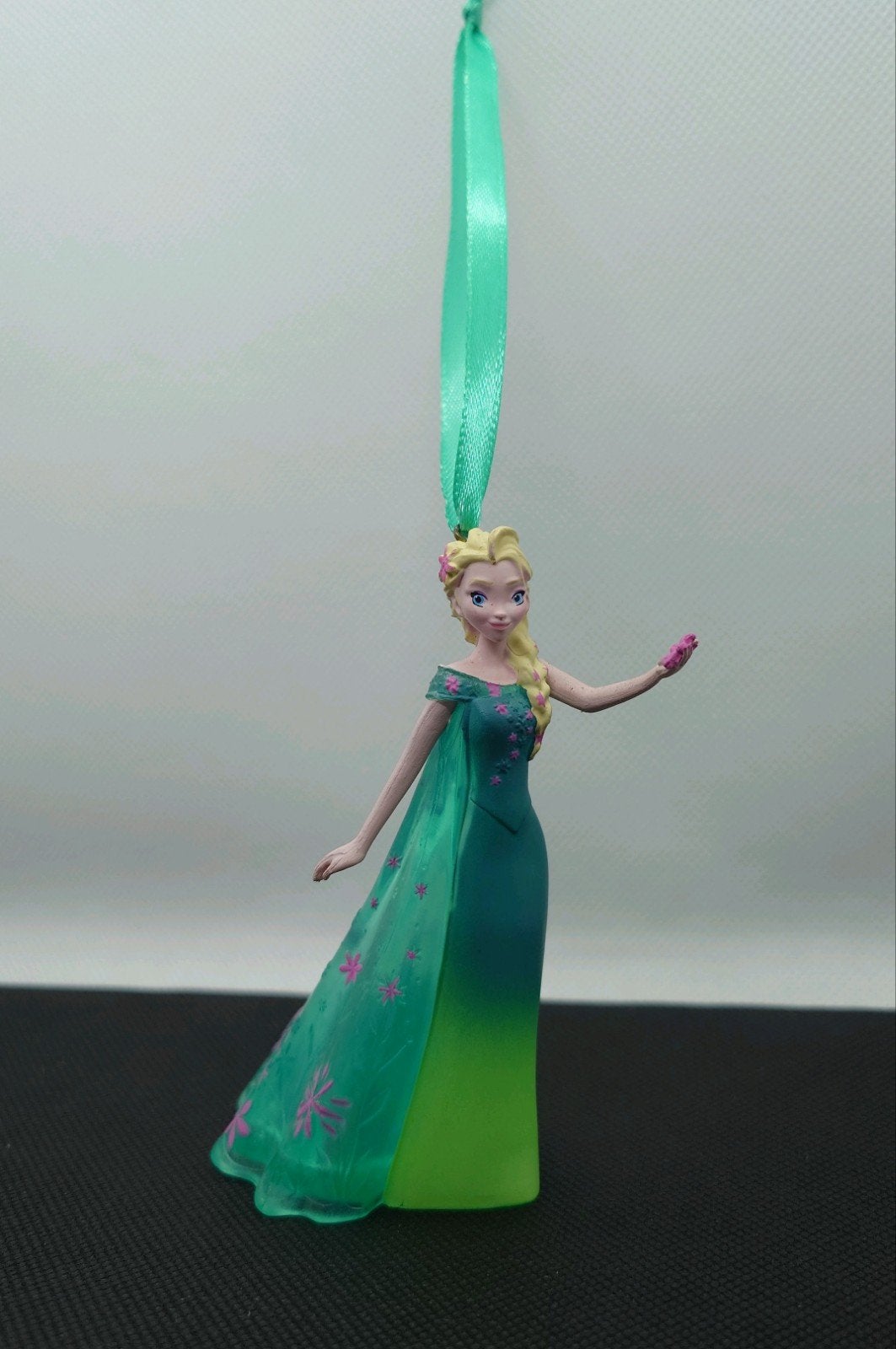 Disney Frozen Elsa Elza kerst ornament hanger kerstbal, Ophalen of Verzenden, Nieuw