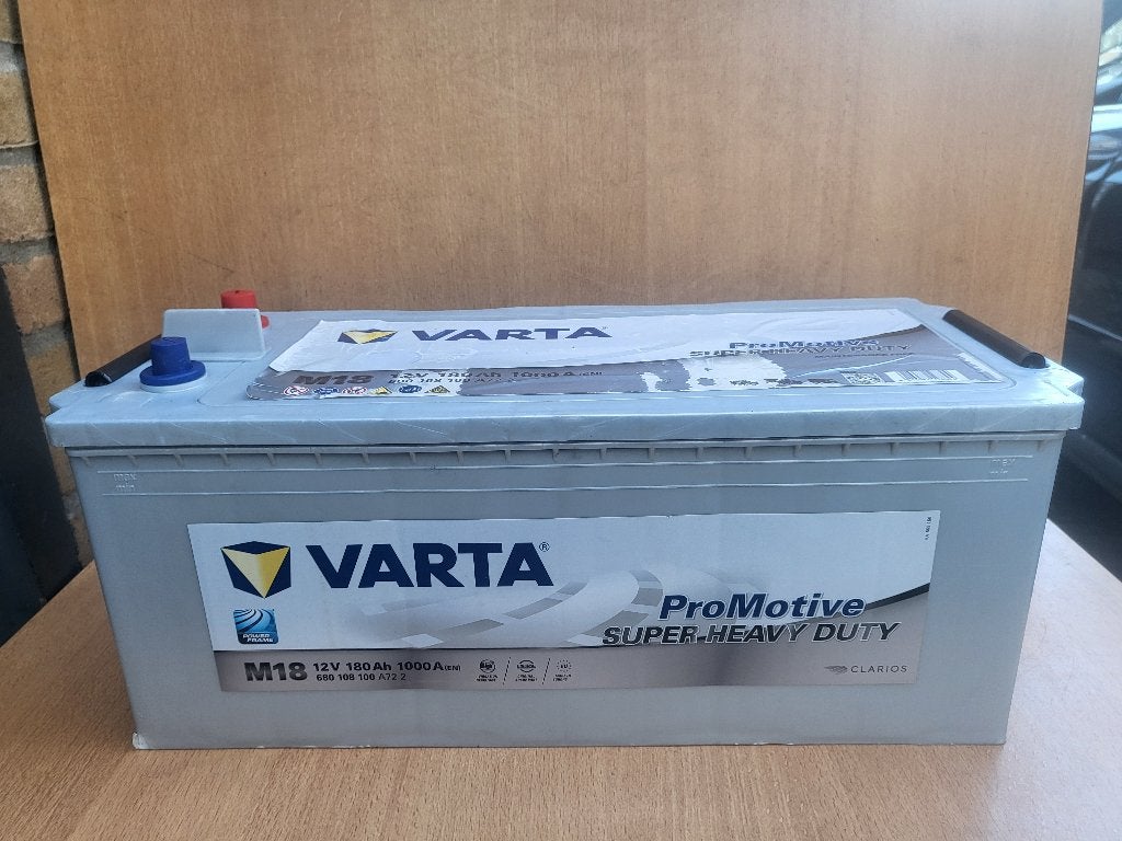 Battery VARTA M18   12V--180Ah -- 1000A  ik heb 2 stucks, Ophalen of Verzenden