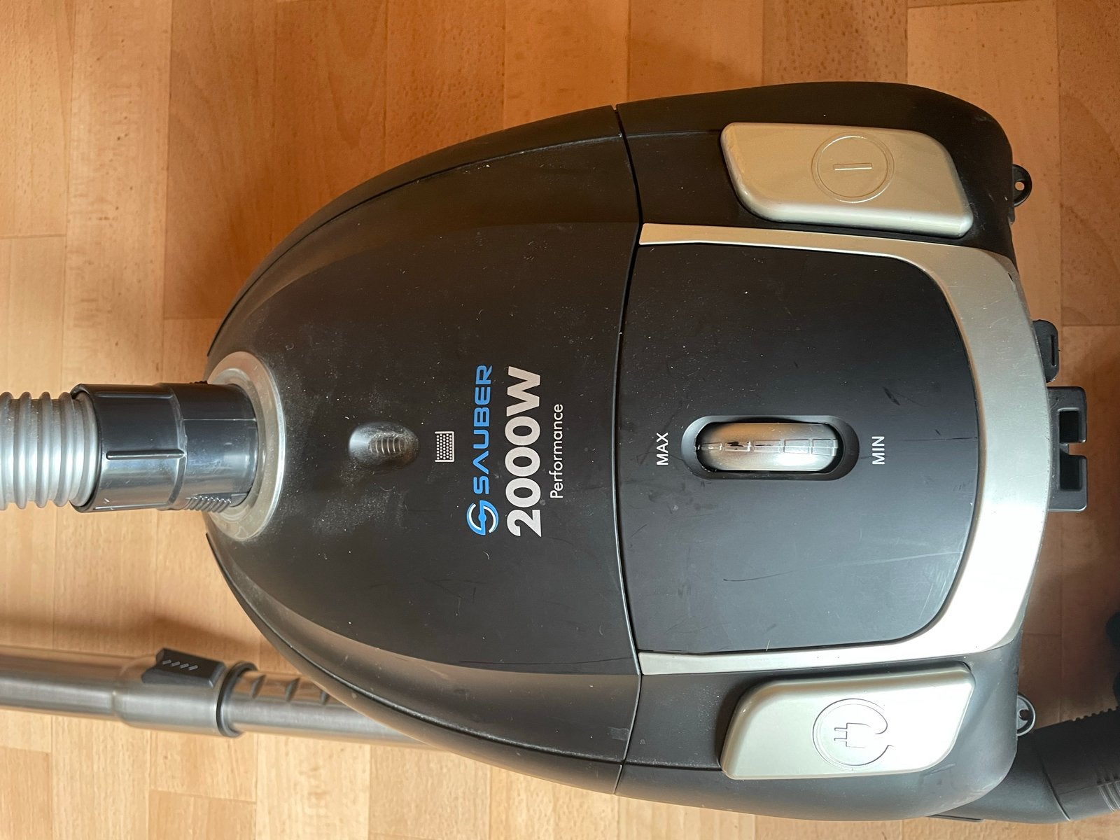 Sauber 2000W Krachtige stofzuiger, Witgoed en Apparatuur, Stofzuigers, Stofzak, Gebruikt, Ophalen of Verzenden, 2000 watt of meer