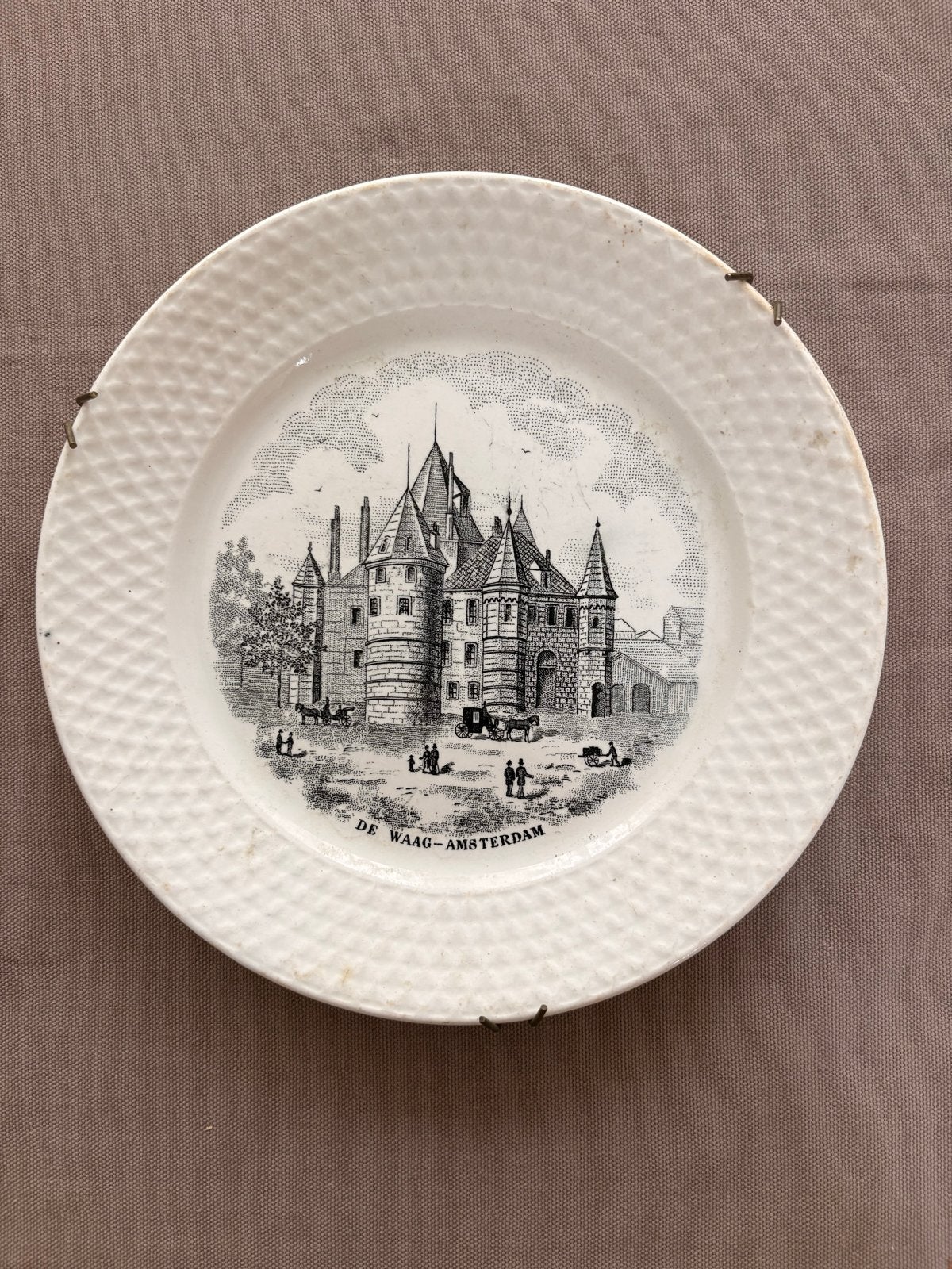 Antiek Petrus Regout sierbord 'De Waag Amsterdam', Ophalen of Verzenden