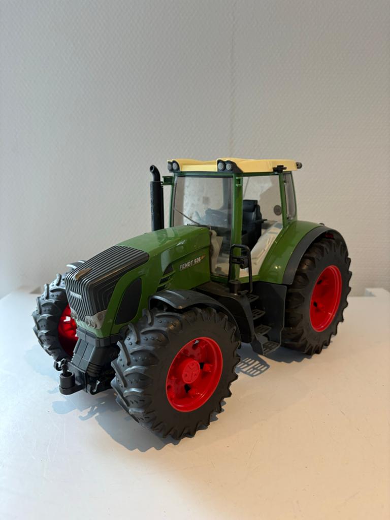 Bruder Fendt 936 Vario Tractor, Ophalen of Verzenden, Zo goed als nieuw