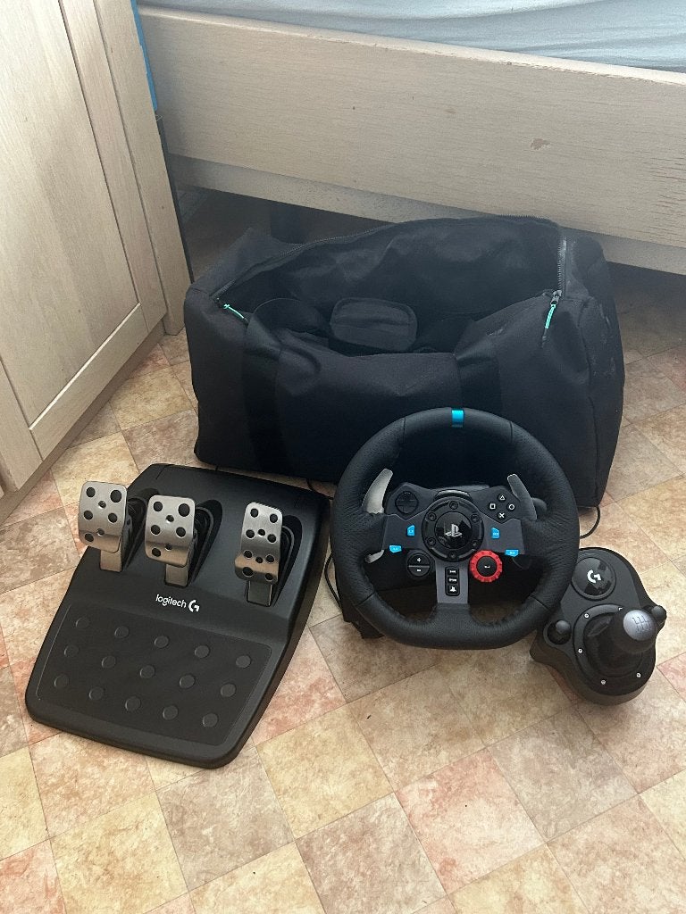Logitech G29 Driving Force Racestuur + Pedalen + Shifter, Racestuur, Ophalen of Verzenden, Zo goed als nieuw, Direct drive