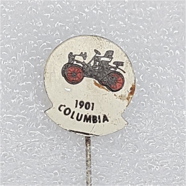 SP0389 Speldje 1901 Columbia rood, Ophalen of Verzenden, Gebruikt, Overige onderwerpen