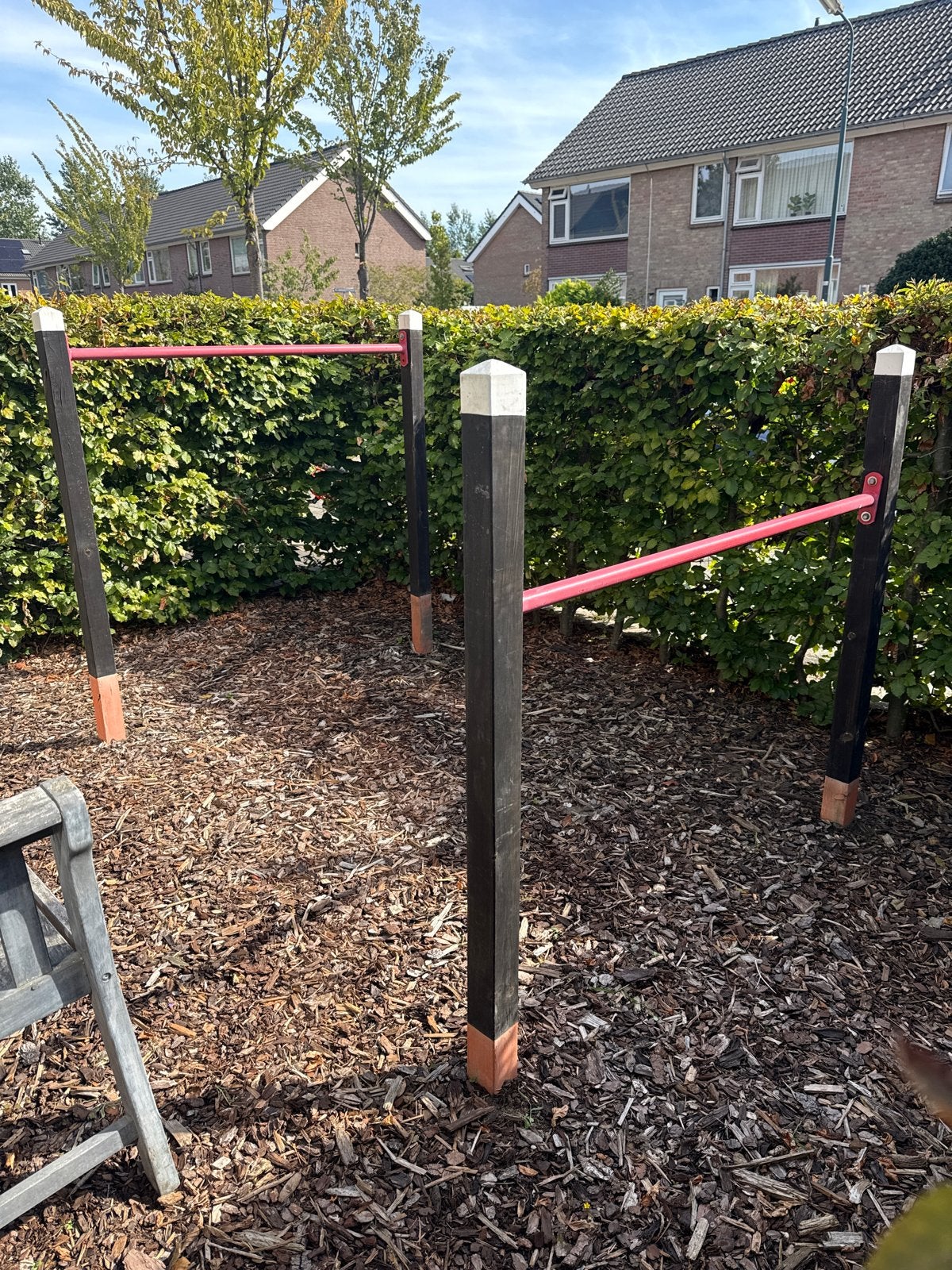 2 rekstokken: 1x hoog, 1x laag - Zelf uit de grond halen, Ophalen, Gebruikt, Overige typen