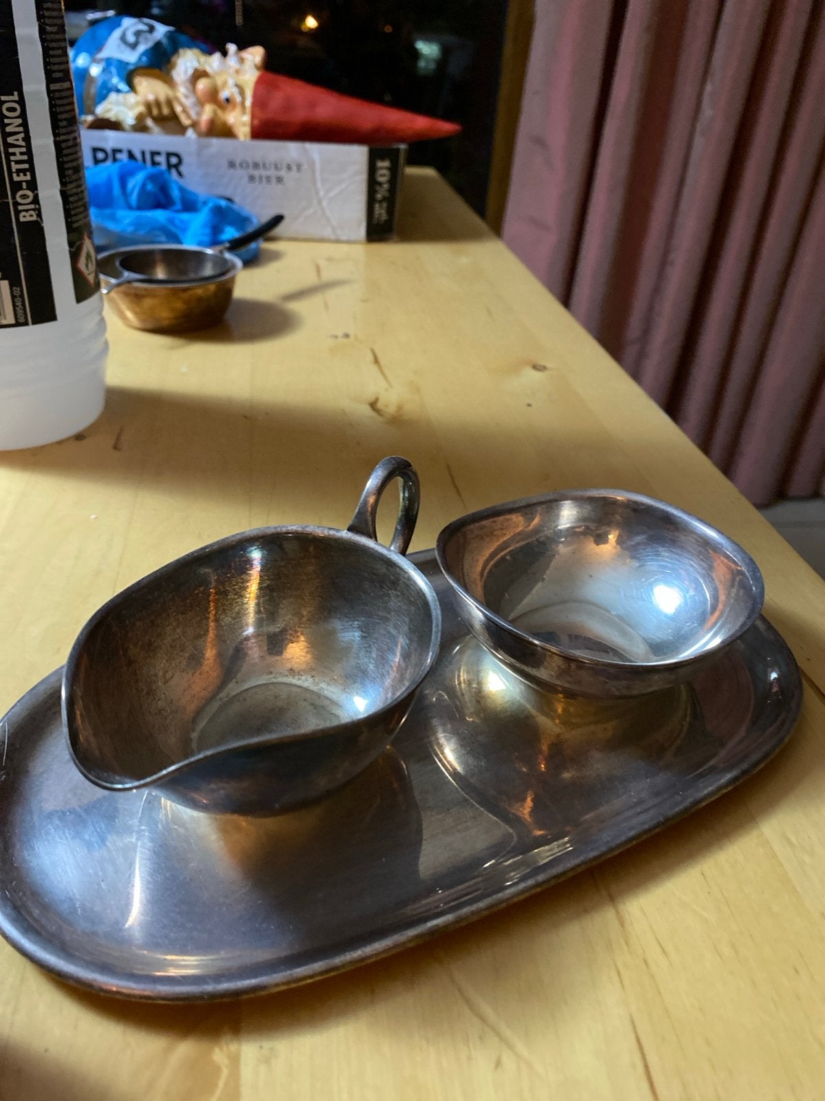 Vintage Zilverkleurige Sauskom en Suikerpot op Dienblad, Antiek en Kunst, Ophalen, Zilver