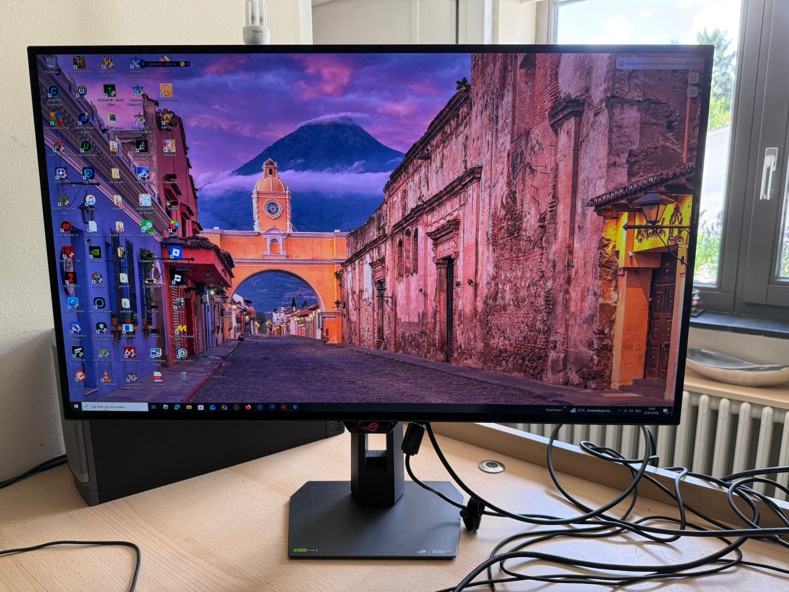 Oled monitor asus rog 32 inch 4k 165hz, Computers en Software, Monitoren, Zo goed als nieuw, 201 Hz of meer, Ultra HD (4K), Minder dan 1 ms