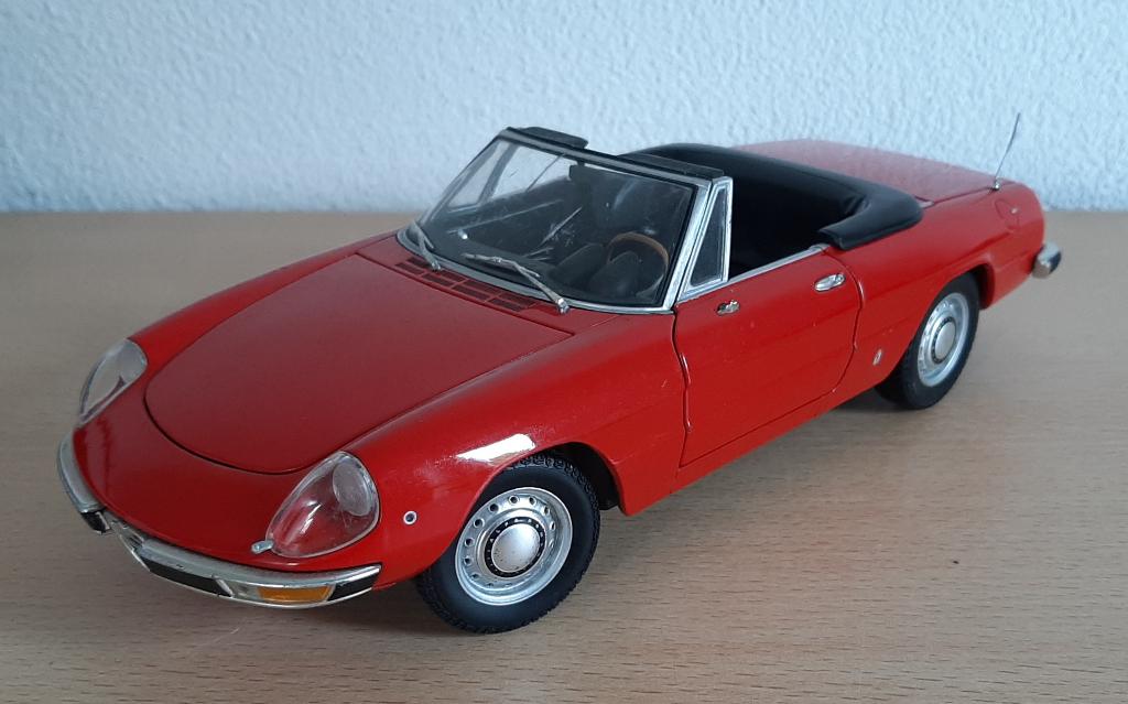 Alfa Romeo Spider Minichamps 1:18 zie omschrijving, Ophalen of Verzenden, Gebruikt, Auto, MiniChamps