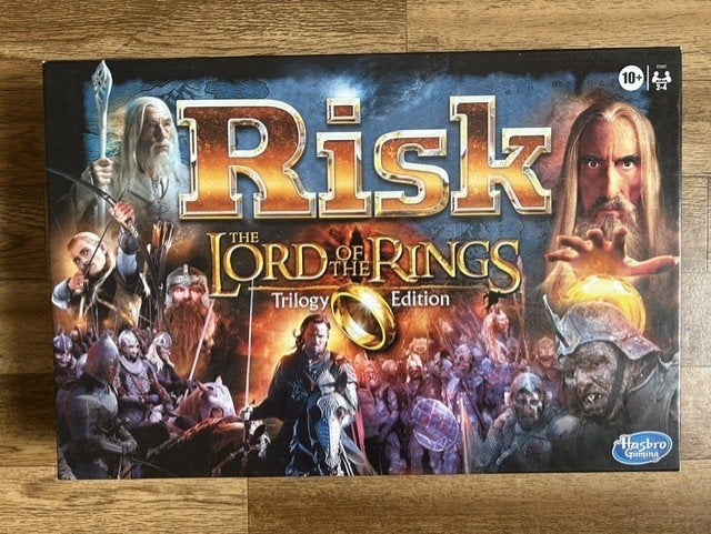 THE LORD OF THE RINGS RISK TRILOGY EDITION - ENGELS, Nieuw, Ophalen of Verzenden, Drie of vier spelers, Hasbro
