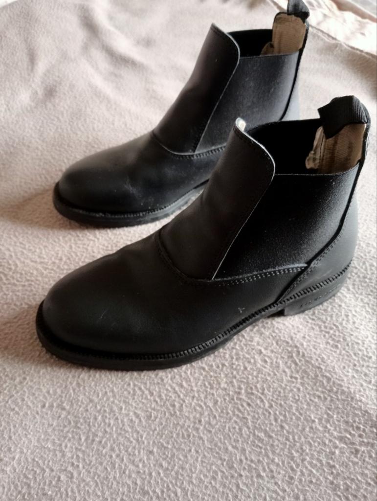 Zgan zwarte Founganza jophurs mt 37, Ophalen of Verzenden, Zo goed als nieuw, Dressuur