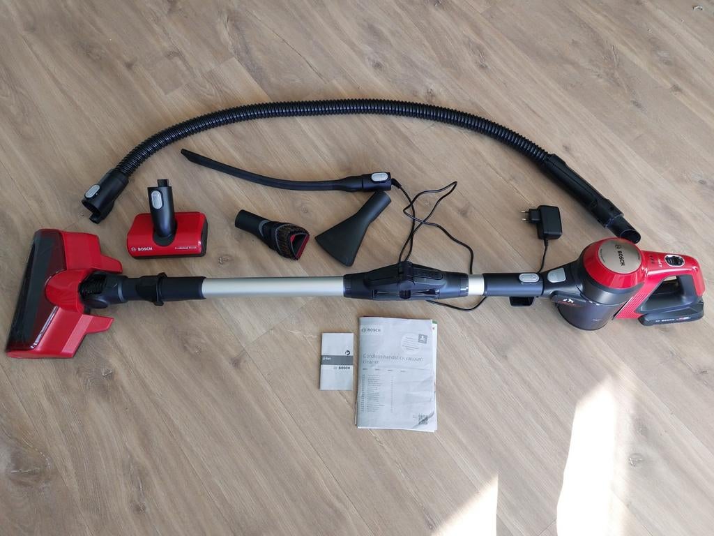 Bosch draadloze stofzuiger Unlimited 7, Ophalen, Zo goed als nieuw