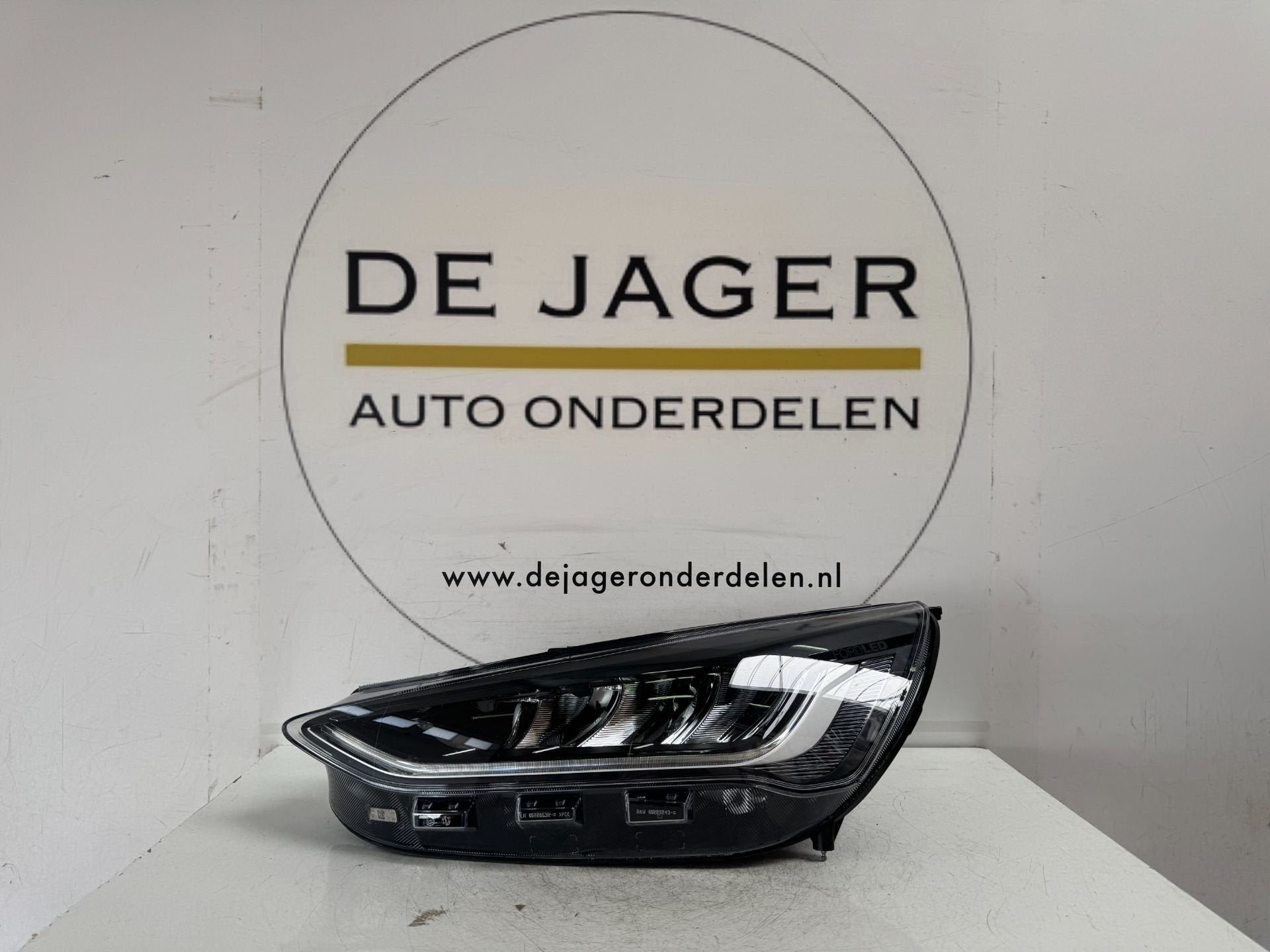 FORD FOCUS MK4 FACELIFT KOPLAMP LINKS NX7B-13E015-CD 2022-, Gebruikt, Info@ford.com, Ophalen of Verzenden, Ford