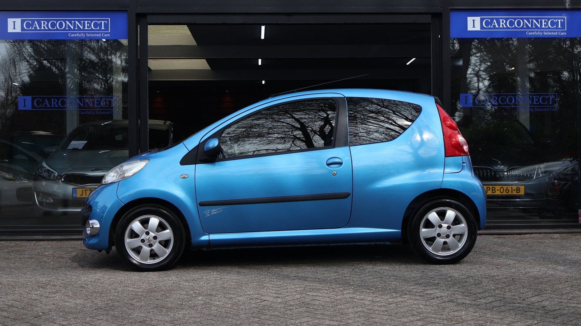 Peugeot 107 1.0-12V XS|PDC|Airco|LM-velgen|NAP|Elekt.pakket, Auto's, Peugeot, Voorwielaandrijving, Stof, Gebruikt, Zwart